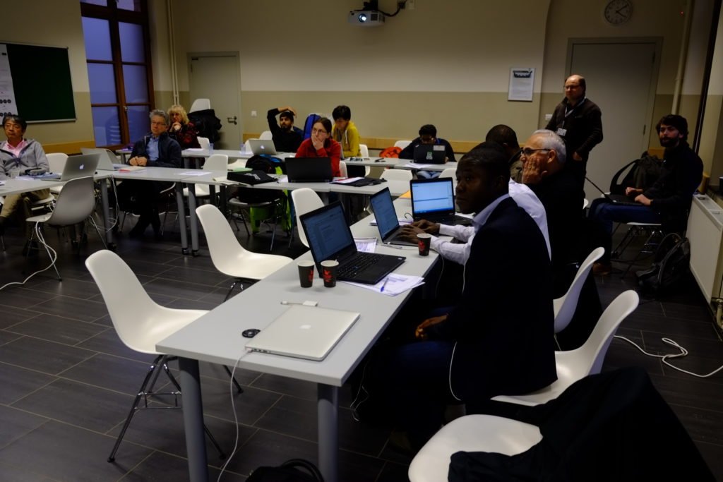 Apprenants en salle de cours
